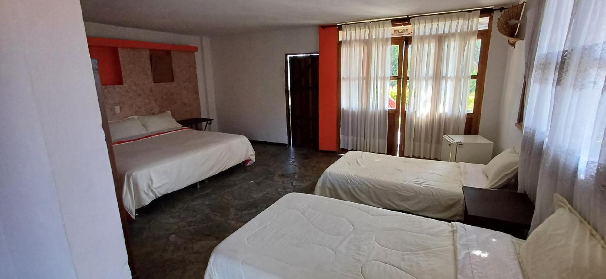Finca Hotel Palmas Frente A Panaca 킴바야 외부 사진